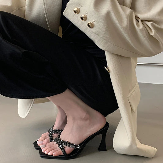 Zapatillas con detalles creist