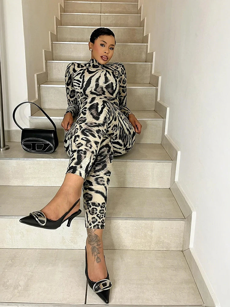 Enterizo comodo y elegante leon