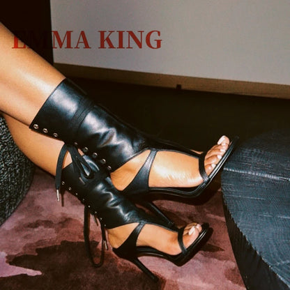 sandalias con punta abierta