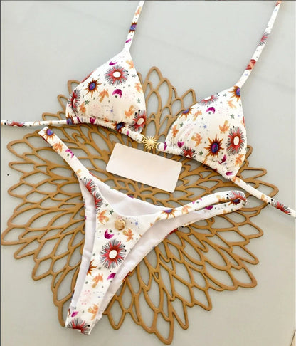 2025 nuevo conjunto de Bikini Sexy para mujer, traje de baño para vacaciones en la playa, conjunto de Bikini brasileño con Tanga, traje de baño Sexy de dos piezas, ropa de playa para mujer
