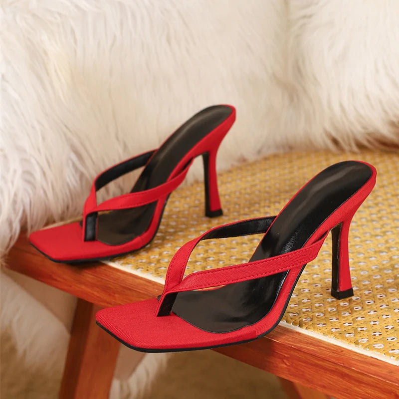 zapatillas finas de tacón alto