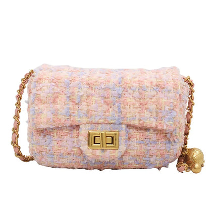 Bolso pequeño con cadena