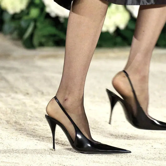 Nicho europeo y americano, sandalias huecas sexis de alta calidad con espalda puntiaguda, faldas de banquete a la moda para mujer, zapatos versátiles