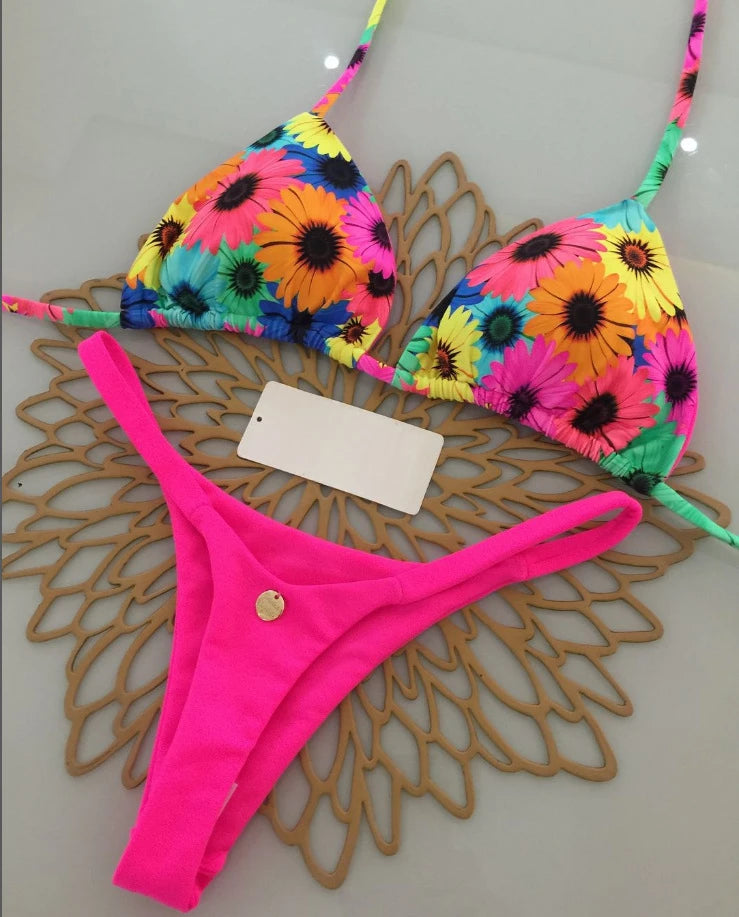 2025 nuevo conjunto de Bikini Sexy para mujer, traje de baño para vacaciones en la playa, conjunto de Bikini brasileño con Tanga, traje de baño Sexy de dos piezas, ropa de playa para mujer