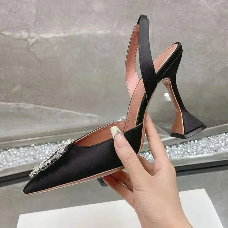 Tacones altos de seda