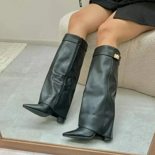 Nuevas botas de mujer hasta la rodilla con hebilla de Metal puntiaguda para otoño e invierno, botas gruesas con pantalones de tacón alto, botas de pierna media a la moda