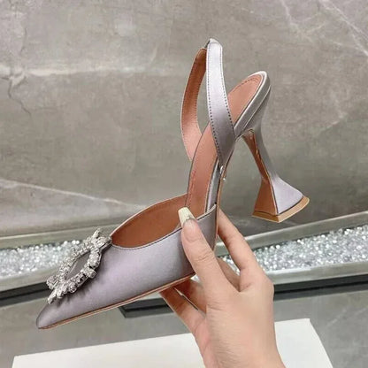 Tacones altos de seda