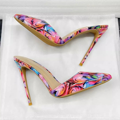 Tacón alto con puntiagudo