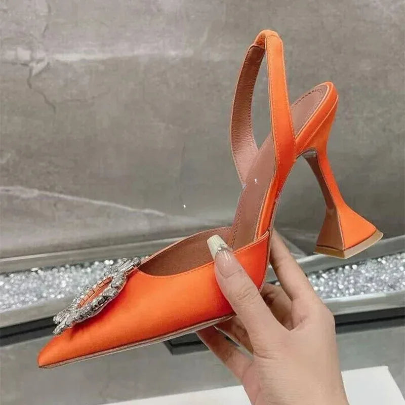 Tacones altos de seda