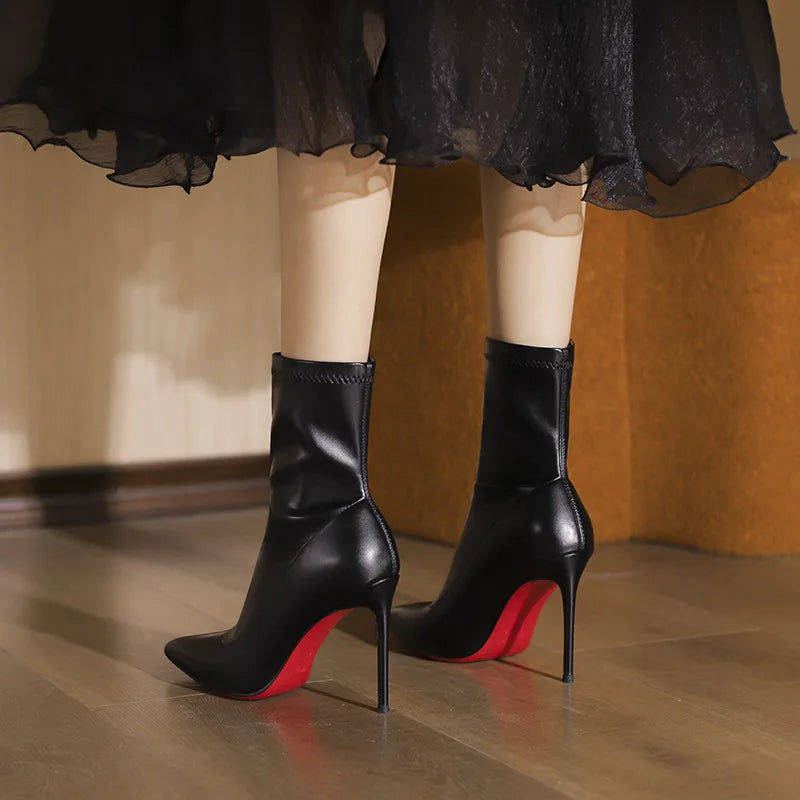 Botas de Mujer con suela roja de cuero negro, Botas elásticas sin cordones con punta puntiaguda, tendencia 2025, tacones altos de aguja de 8 y 10cm