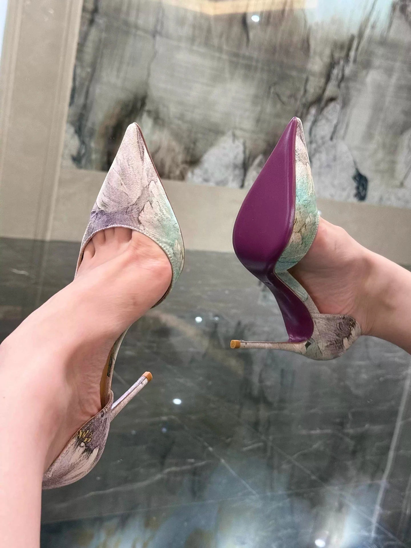 tacones altos a la moda y sexis