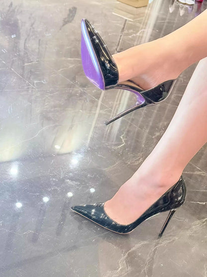 tacones altos a la moda y sexis