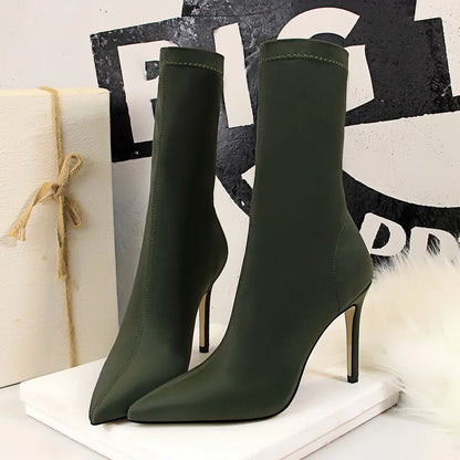 Botas de calcetín de seda de tacón alto de 7,5 cm y 10cm para mujer, botines cortos de tacón bajo verde, zapatos sexis de satén con punta estrecha para invierno