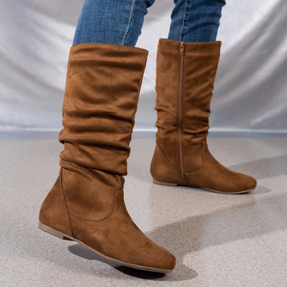 Botas a media pantorrilla de gamuza sintética a la moda para Mujer de talla grande Otoño e Invierno nuevas Botas planas plisadas con cremallera lateral y punta redonda Botas Mujer